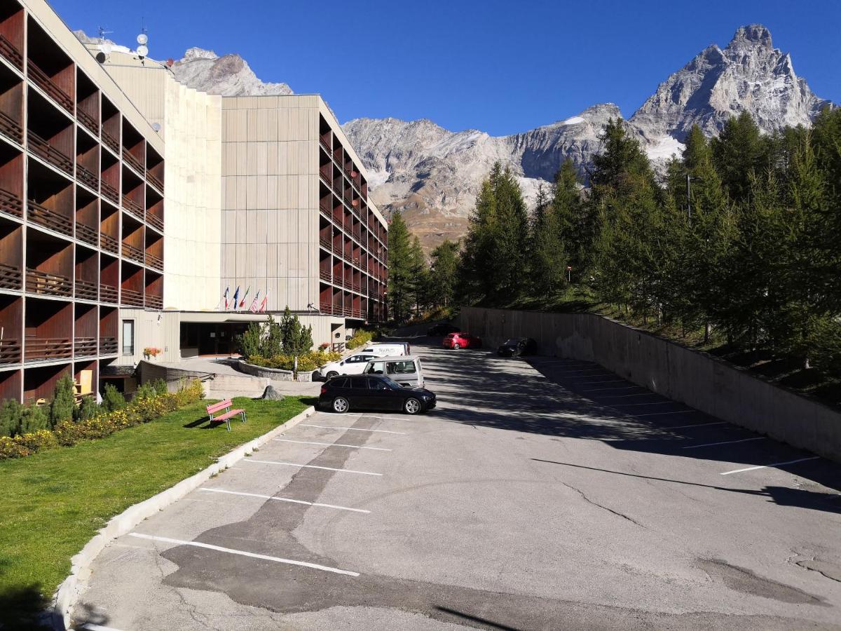 Апартаменты Le Petit Refuge Cervinia Брей-Червиния Экстерьер фото